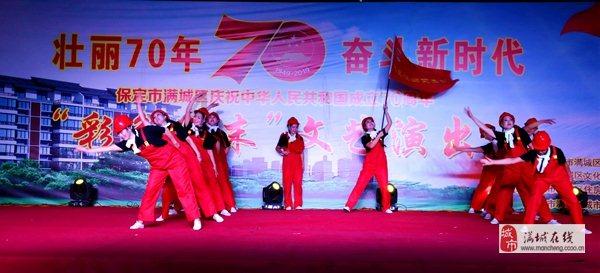 放假了，喜欢的女生回家了，她会不会想我呢？